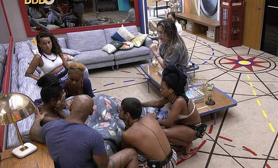 BBB 23: Sarah passa mal com ansiedade ao descobrir repescagem