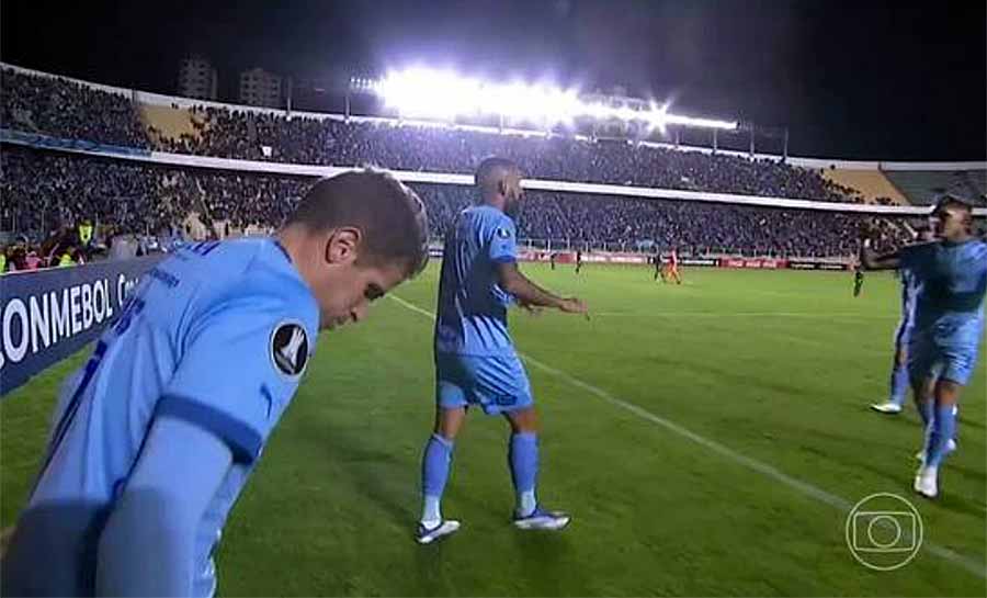 Com time reserva, Palmeiras perde de virada do Bolívar na estreia da Libertadores