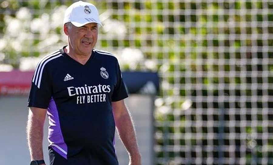 Cotado na seleção brasileira, Carlo Ancelotti entra na mira do Chelsea