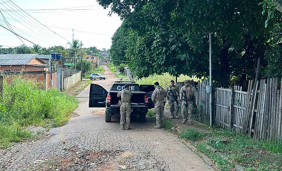 Operação contra ameaças a escolas é realizada no Acre; cinco adolescentes são conduzidos à delegacia