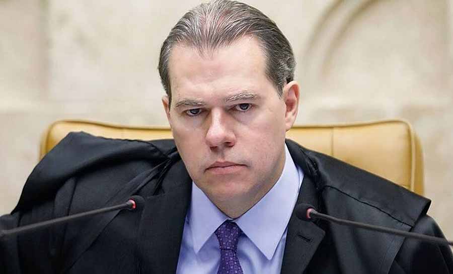 Atos golpistas: Toffoli e Moraes votam por tornar réu 100 denunciados