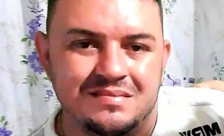 Motoboy achado morto em ramal de Rio Branco foi vítima de latrocínio, diz polícia