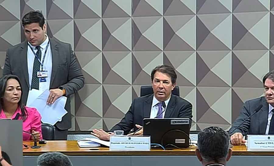 CPMI de 8 de janeiro aprova convocação de Torres, Cid e Braga Netto