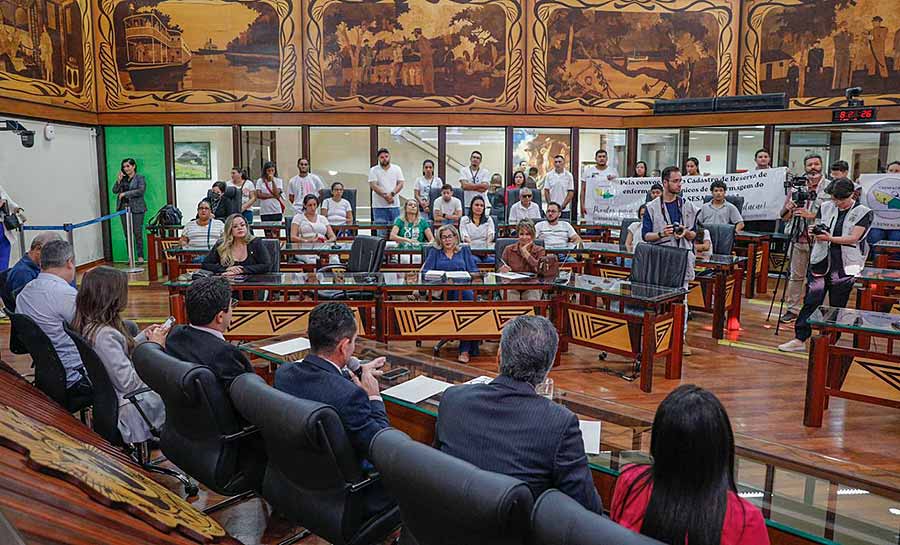 Aleac realiza audiência pública para debater sobre convocação dos servidores aprovados no concurso da saúde