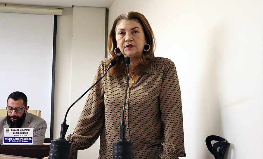 Lene Petecão pede nova categoria de transporte para pessoas com mobilidade reduzida