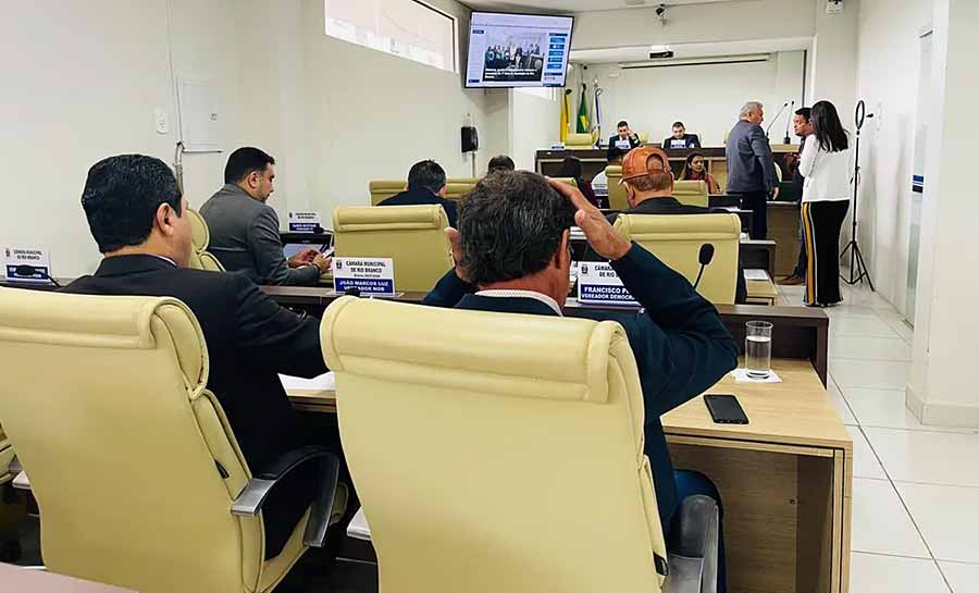 Aumento no número de vereadores de 17 para 21 em Rio Branco é sancionado