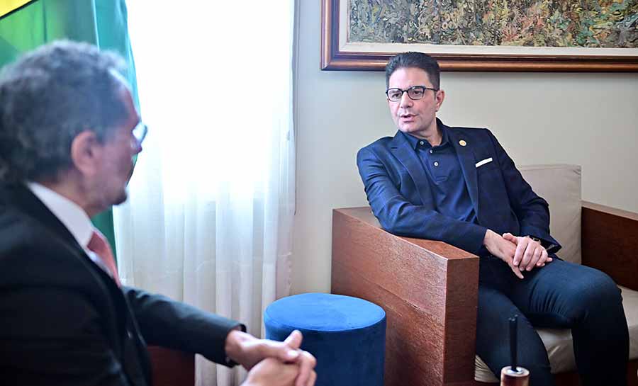 Governador Gladson Cameli recebe novo cônsul-geral do Peru em Rio Branco