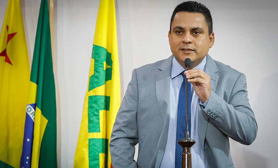 Gilberto Lira destaca Exposena e avanços em Sena Madureira