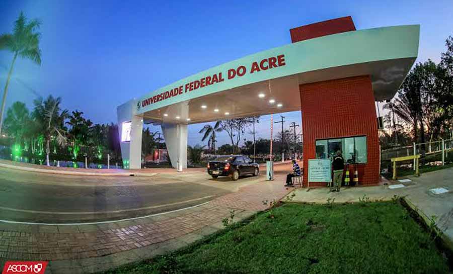 Emenda de Alan Rick garante aumento de vagas de pós-graduação da UFAC e reajuste de bolsa estudantil