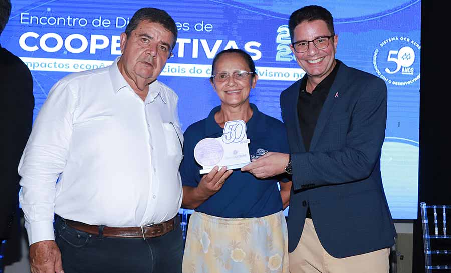 Governador Gladson Cameli prestigia encontro dos dirigentes de cooperativas no aniversário de 50 anos da OCB no Acre