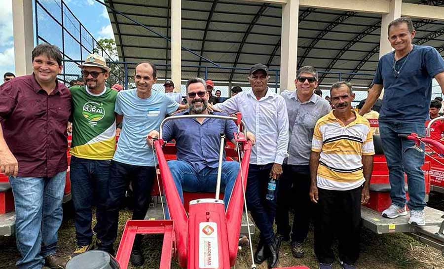 Equipamentos adquiridos com emenda de Alan Rick fortalecem política de apoio ao produtor rural da prefeitura de Cruzeiro do Sul