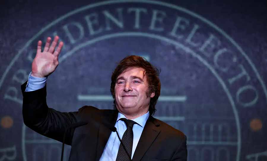 Ultradireitista Javier Milei vence as eleições argentinas