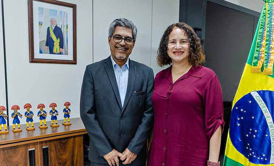 Edvaldo se reúne com a ministra Luciana Santos e discute investimentos nas indústrias de base florestal e de produção sustentável no Acre