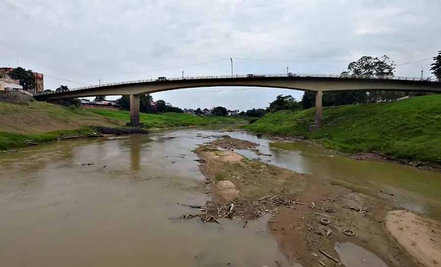 Mesmo com chuvas, seca ainda deve se estender em dezembro no Acre, alerta pesquisador