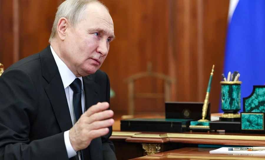 Putin confirma que irá concorrer à reeleição em 2024