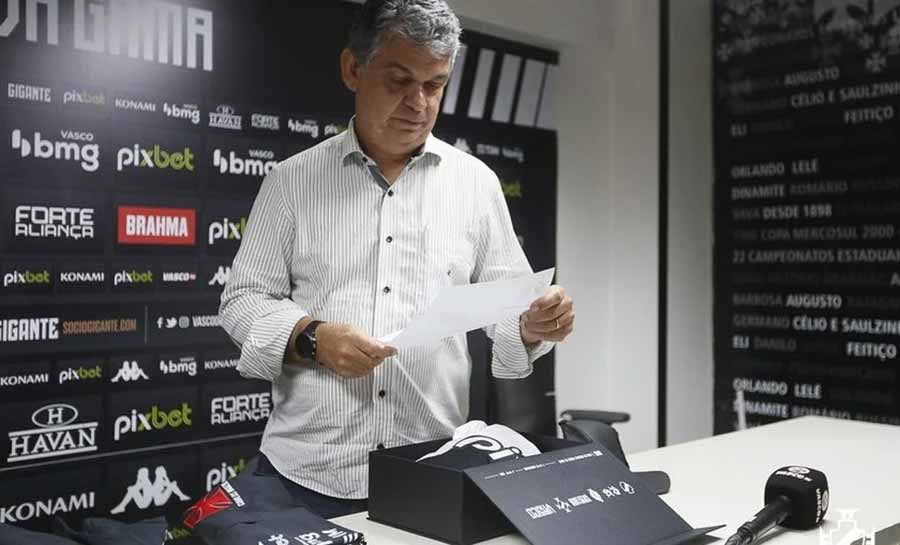 Vasco: após Paulo Bracks, Carlos Brazil também é demitido pela SAF