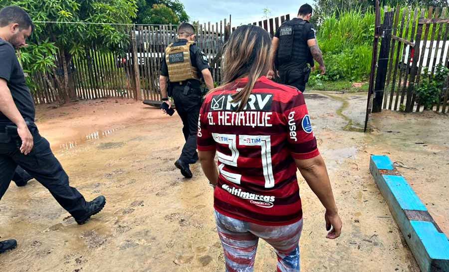 Casal do tráfico é preso em flagrante pela Polícia Civil em Cruzeiro do Sul