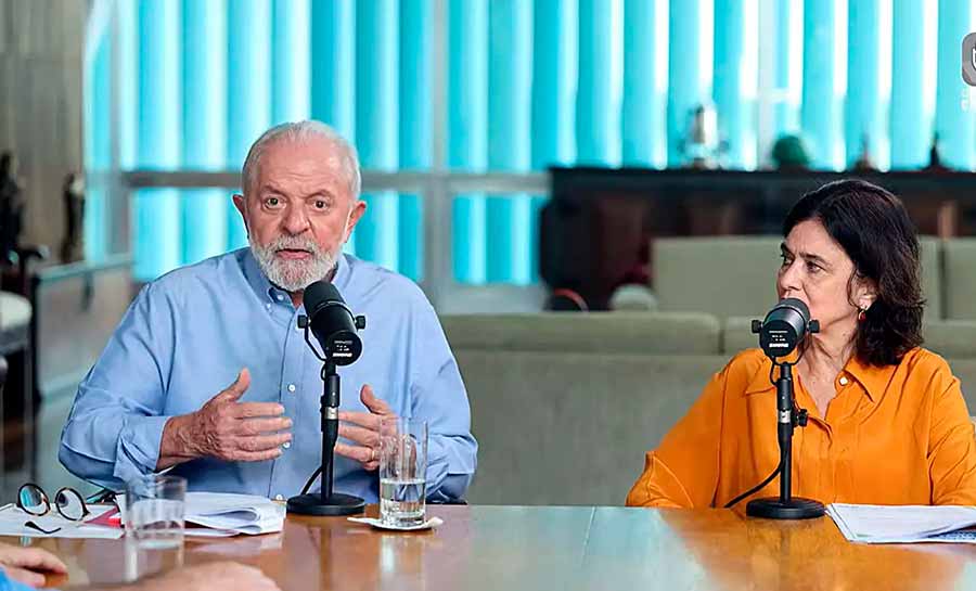 Lula: quem divulga fake news sobre vacinas deve ser criminalizado