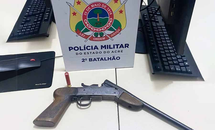 Homem que alegou prestar socorro a tia é preso por porte ilegal de arma de fogo