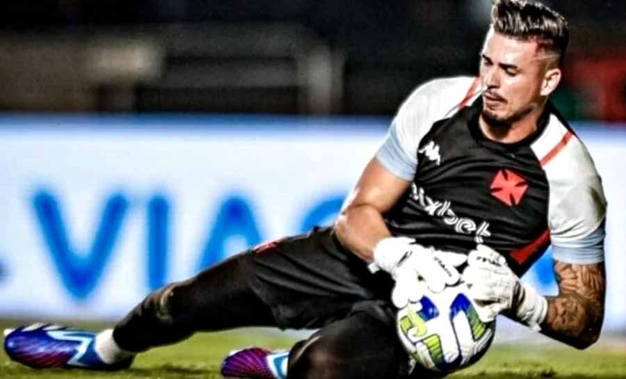 Inter negocia com Ivan; América-MG confia em acordo com goleiro