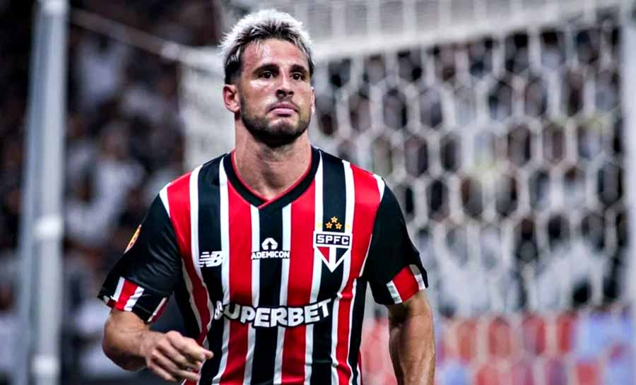 São Paulo vence Corinthians e quebra tabu na Neo Química Arena