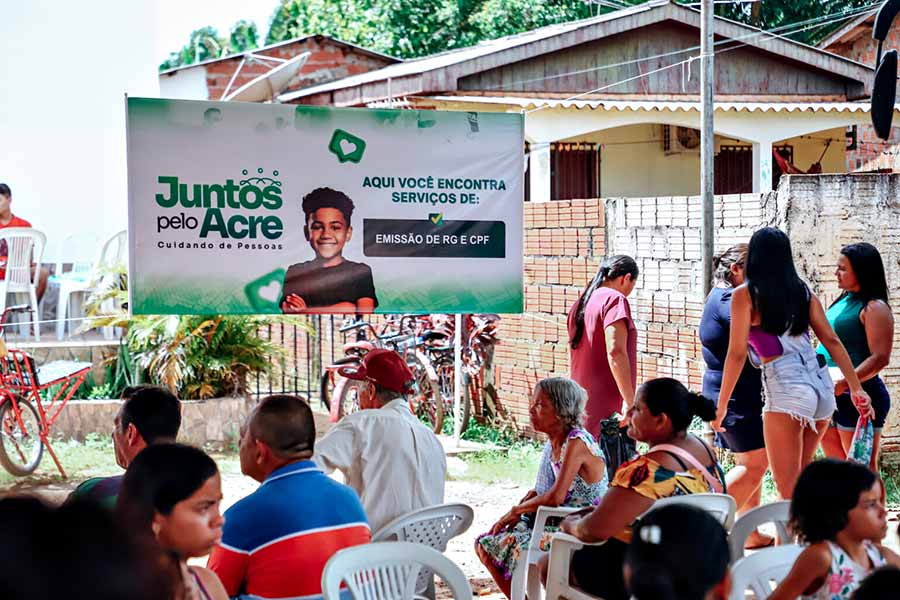 Projeto social do Estado, Juntos pelo Acre, leva cidadania para moradores do bairro Taquari na capital