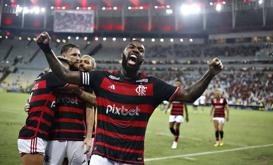 Carioca: Flamengo arranca vitória em clássico com Botafogo