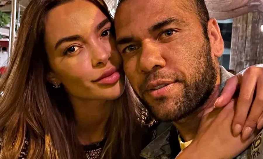 Mulher de Daniel Alves rompe silêncio após condenação: “Barbaridades”