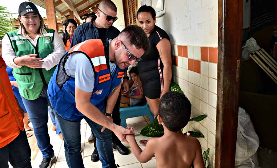 Governador Gladson Cameli lidera ação emergencial diante da cheia do Rio Acre em Brasileia e Epitaciolândia