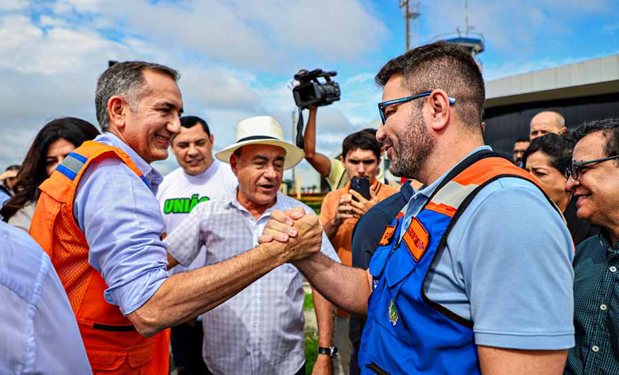 Governador Gladson Cameli recebe ministros para visita em áreas atingidas pela cheia histórica do Rio Acre