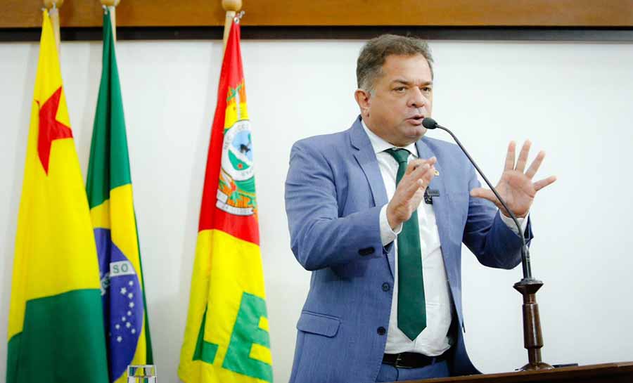 Marcus Cavalcante alerta para a necessidade de obras estruturantes frente a cheia do Rio Acre