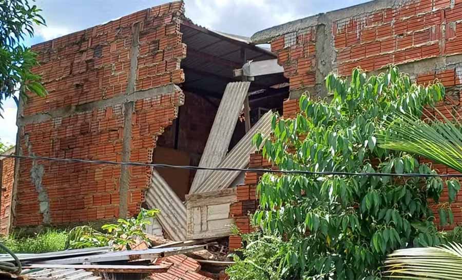 Fortes chuvas causam deslizamentos de terra e retirada de famílias em Rio Branco: ‘Precisamos de assistência’