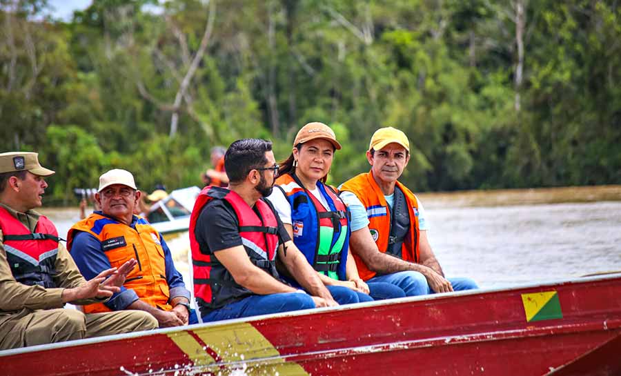 Vice-governadora Mailza Assis reforça apoio do Estado às vítimas das cheias no Vale do Juruá