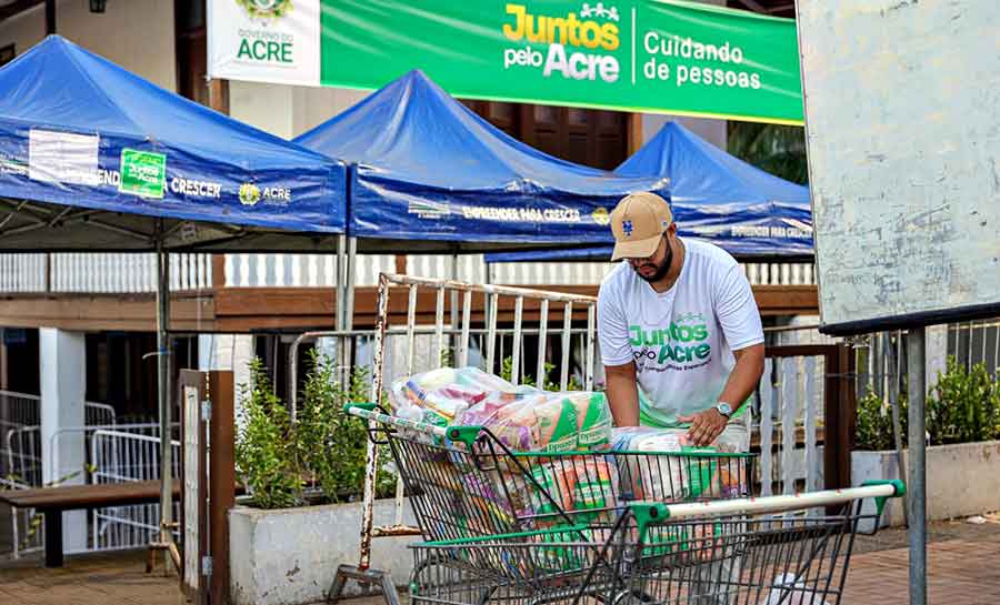 Estado encerra atividades de arrecadação e distribuição de cestas básicas na Biblioteca Pública e no Casarão