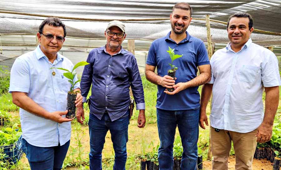 Gonzaga e Nicolau incentivam a cafeicultura no Acre; governador Gladson vai distribuir mudas para produtores de café