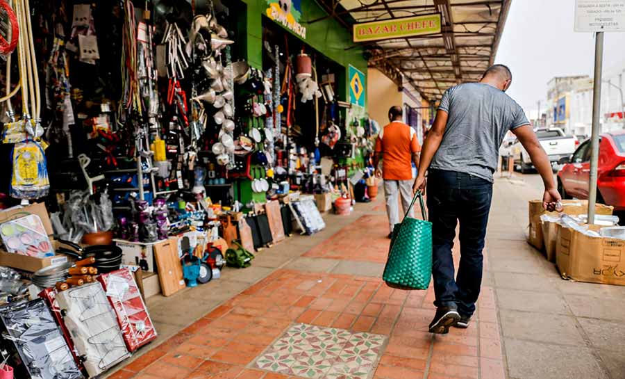 Acre tem a maior variação do país no setor de serviços no período de um ano