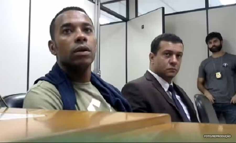 Defesa de Robinho faz novo recurso ao STF e pede liberdade do ex-jogador