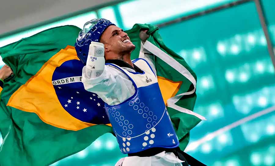 Claro Lopes representará o Brasil no taekwondo nos Jogos de Paris