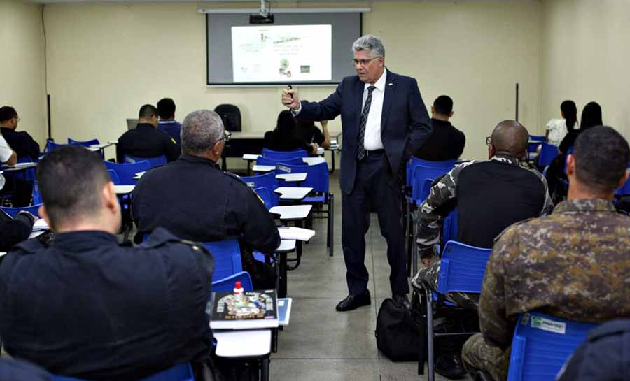 Segurança realiza capacitação profissional para servidores da pasta