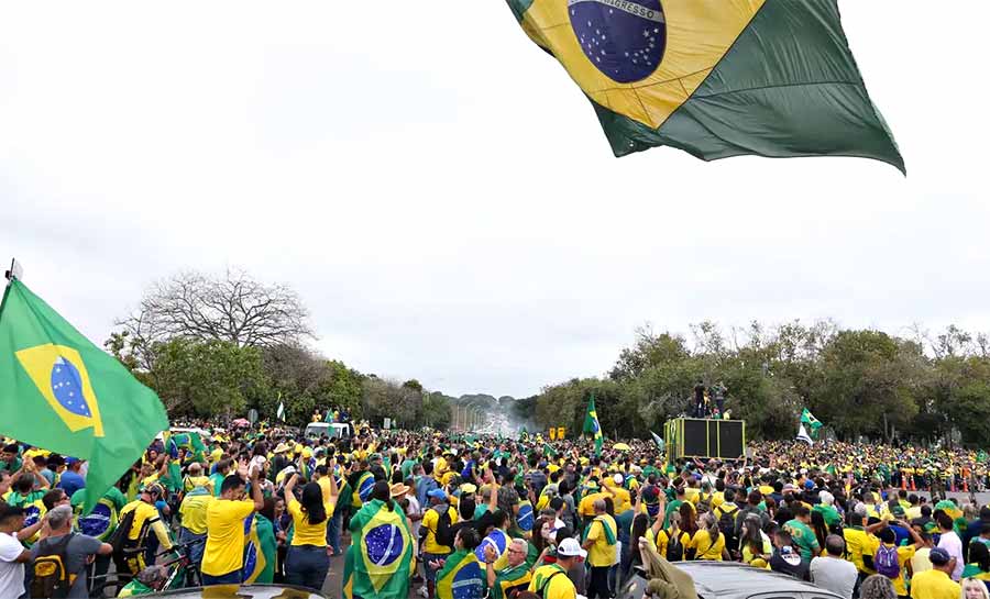 Supremo condena mais 10 pessoas pelos atos do dia 8 de janeiro