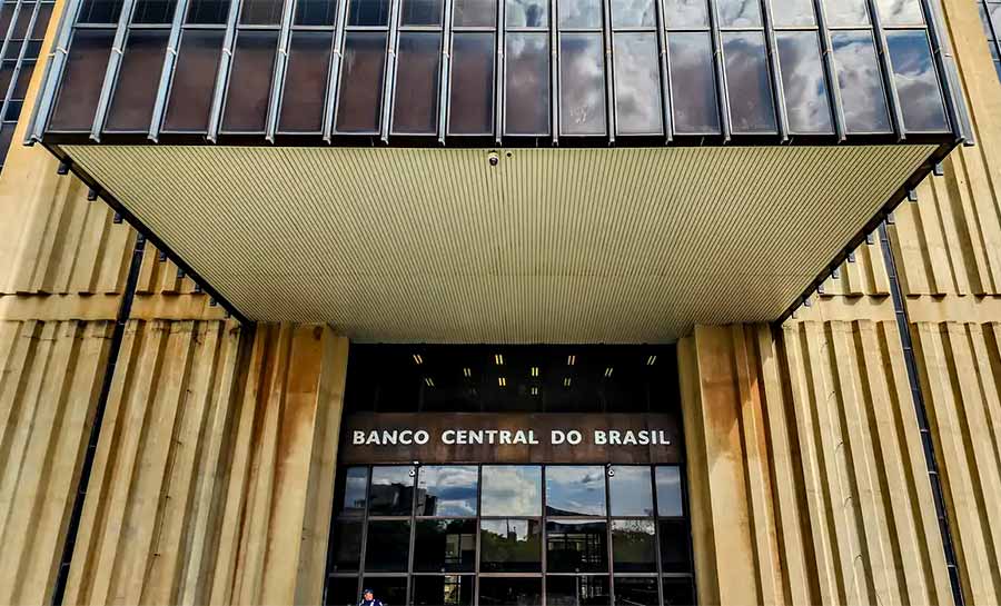 Mercado eleva para 2,09% projeção de expansão da economia em 2024