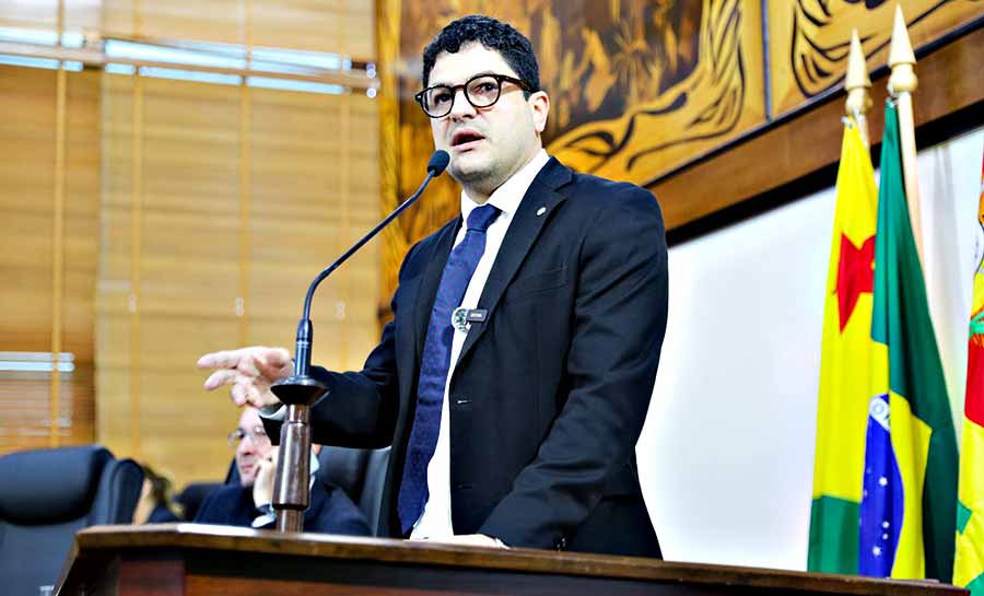 Eduardo Ribeiro registra participação dos deputados do Acre no Congresso Nacional de Cooperativismo