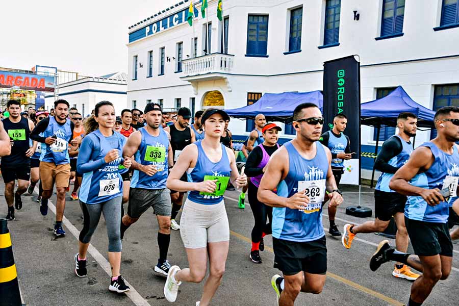 Polícia Militar realiza corrida Tiradentes em comemoração aos 108 anos