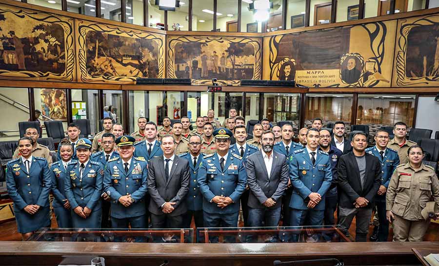 Aleac realiza sessão solene em homenagem ao Dia Nacional do Bombeiro Militar