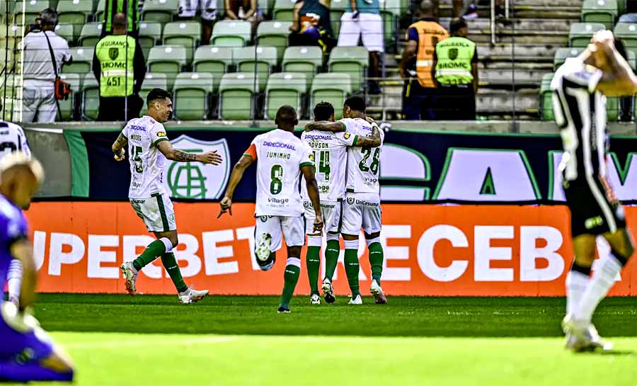 América derrota Operário e iguala Santos no topo da Série B: 2 a 0