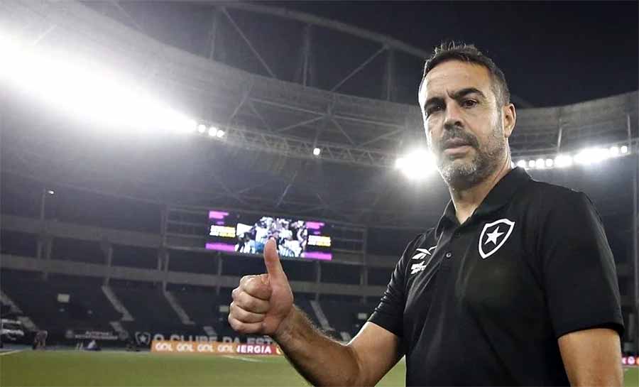 Braga cobra valor milionário por Artur Jorge e pode ir à Fifa contra o Botafogo