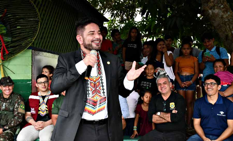 Governador Gladson Cameli participa de Projeto Cidadão na Terra Indígena Nukini, no Rio Moa, em Mâncio Lima