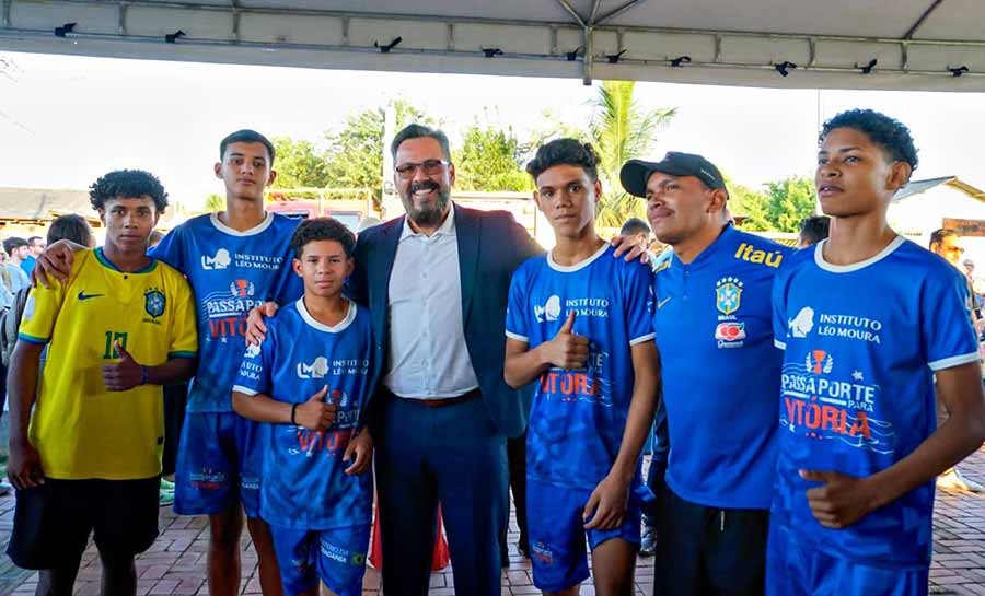 Dia do Futebol – Jovem de escolinha apoiada pelo mandato do senador Alan Rick fará teste no Grêmio