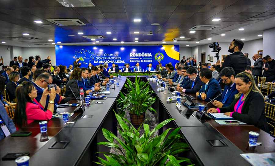 “Estamos preparando o presente para o futuro”, diz Gladson Cameli durante reunião de governadores em Rondônia