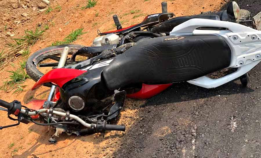 Motociclista morre após acidente com caminhonete em rodovia no interior do Acre